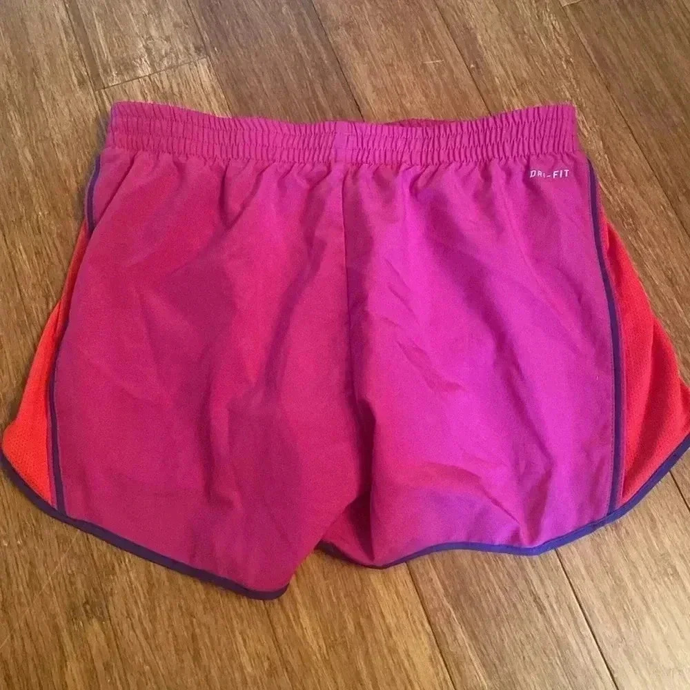 Nike Dri-fit women’s running shorts - magenta/red- inside pocket - medium - Picture 5 of 5
